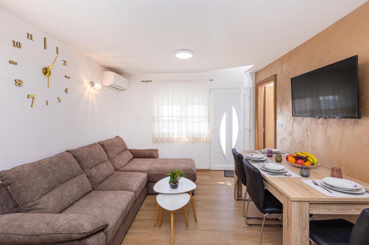 Apartments Sweet And Cozy Cavtat Exterior photo